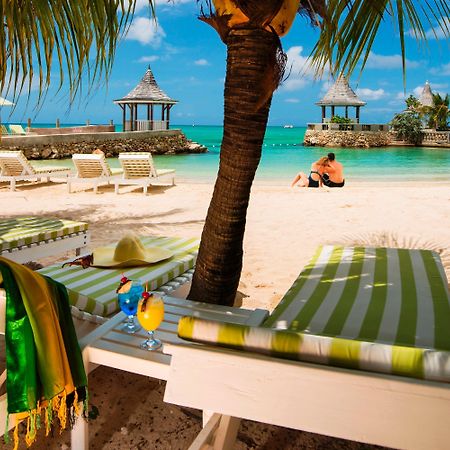 Seagarden Beach Resort Montego Bay Exterior photo