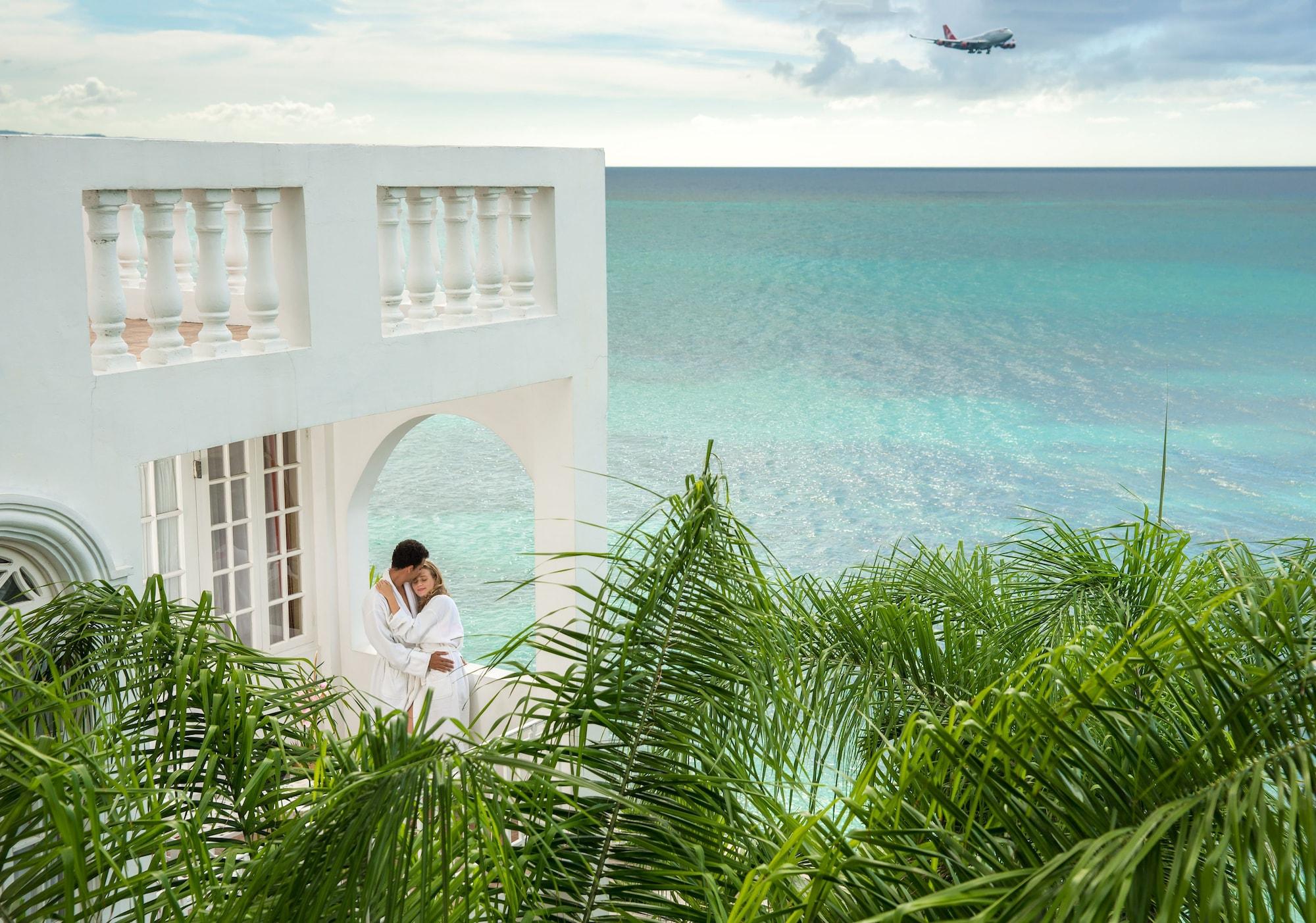Seagarden Beach Resort Montego Bay Exterior photo