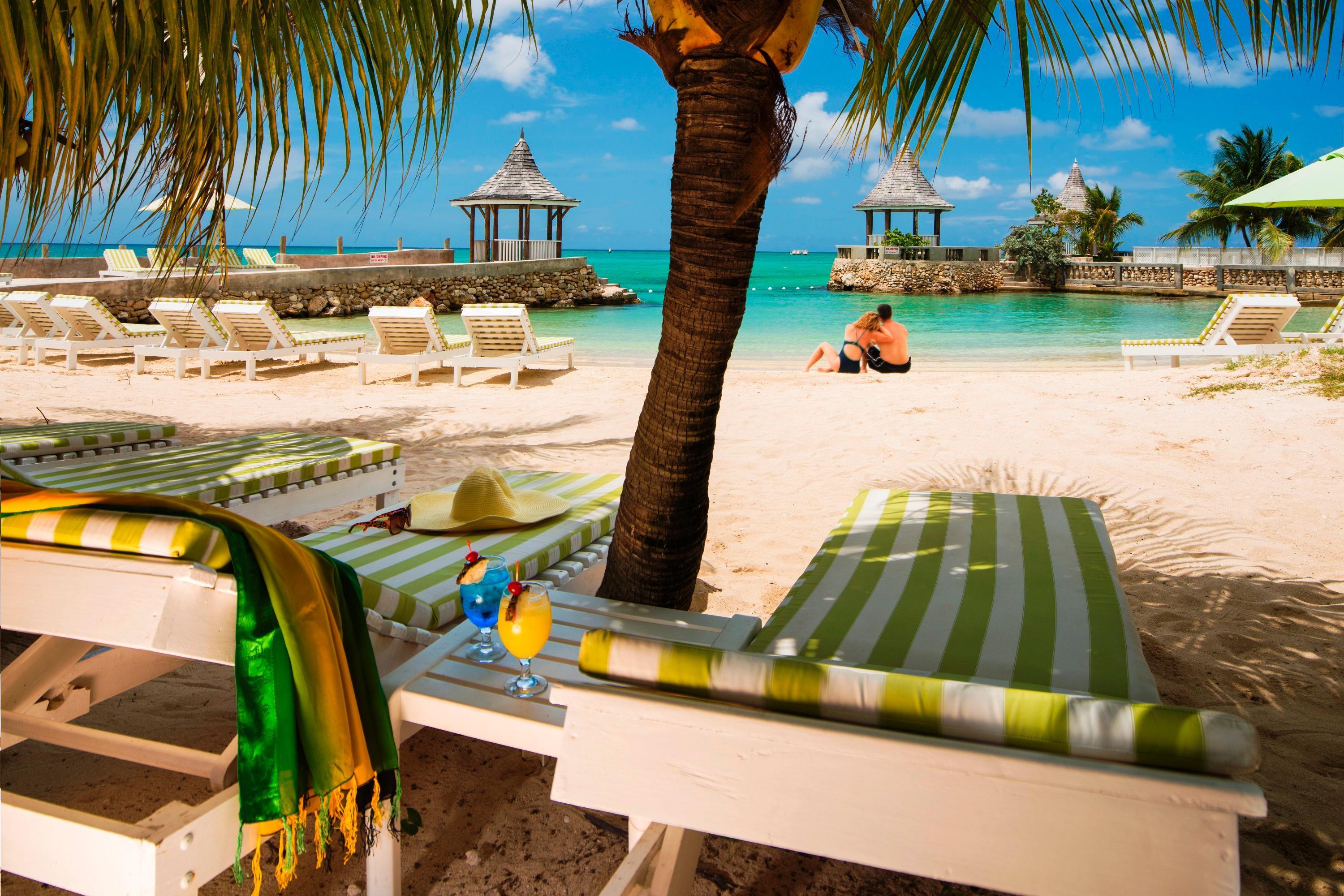 Seagarden Beach Resort Montego Bay Exterior photo
