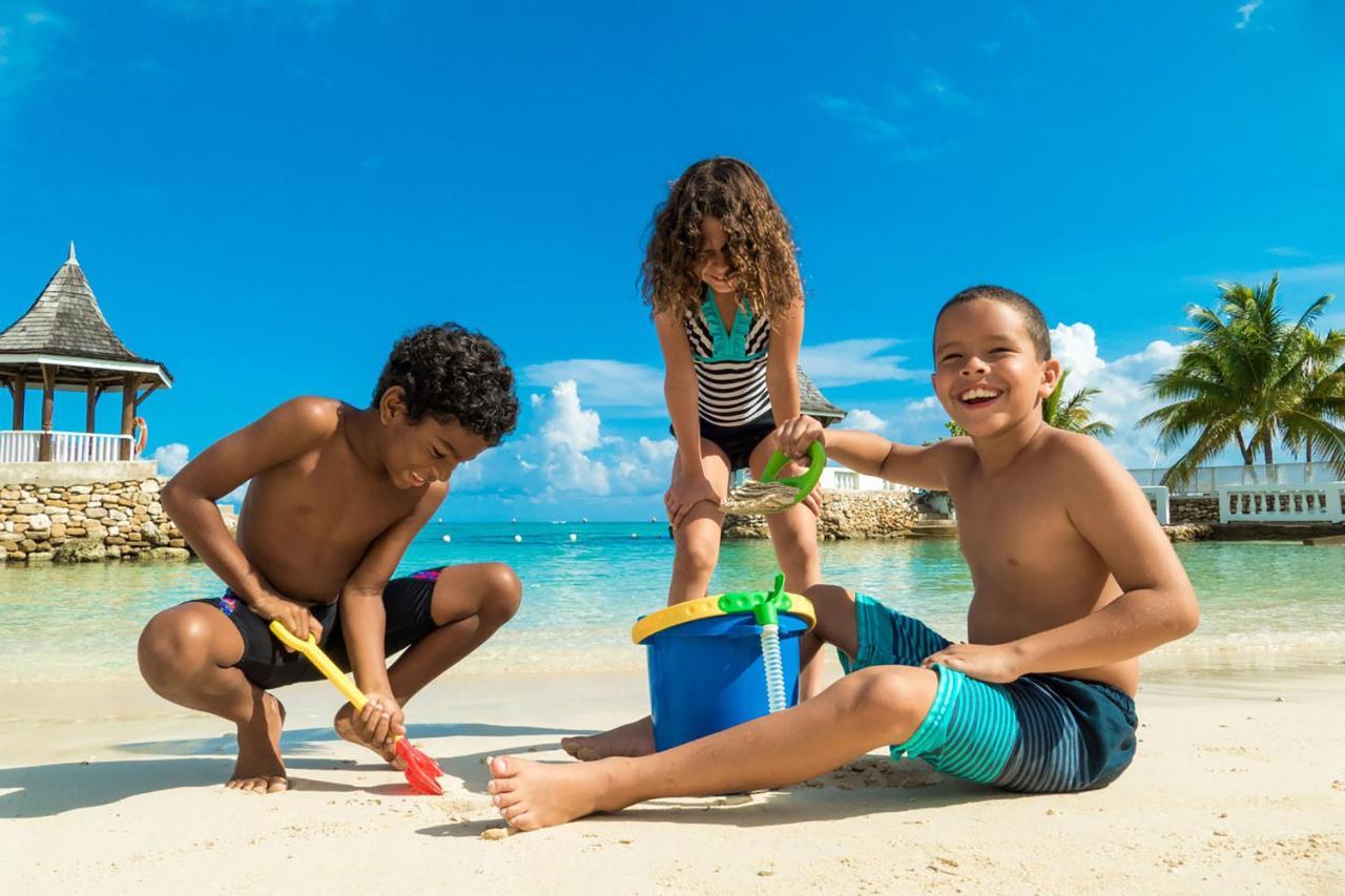 Seagarden Beach Resort Montego Bay Exterior photo