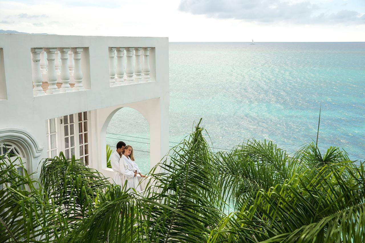 Seagarden Beach Resort Montego Bay Exterior photo