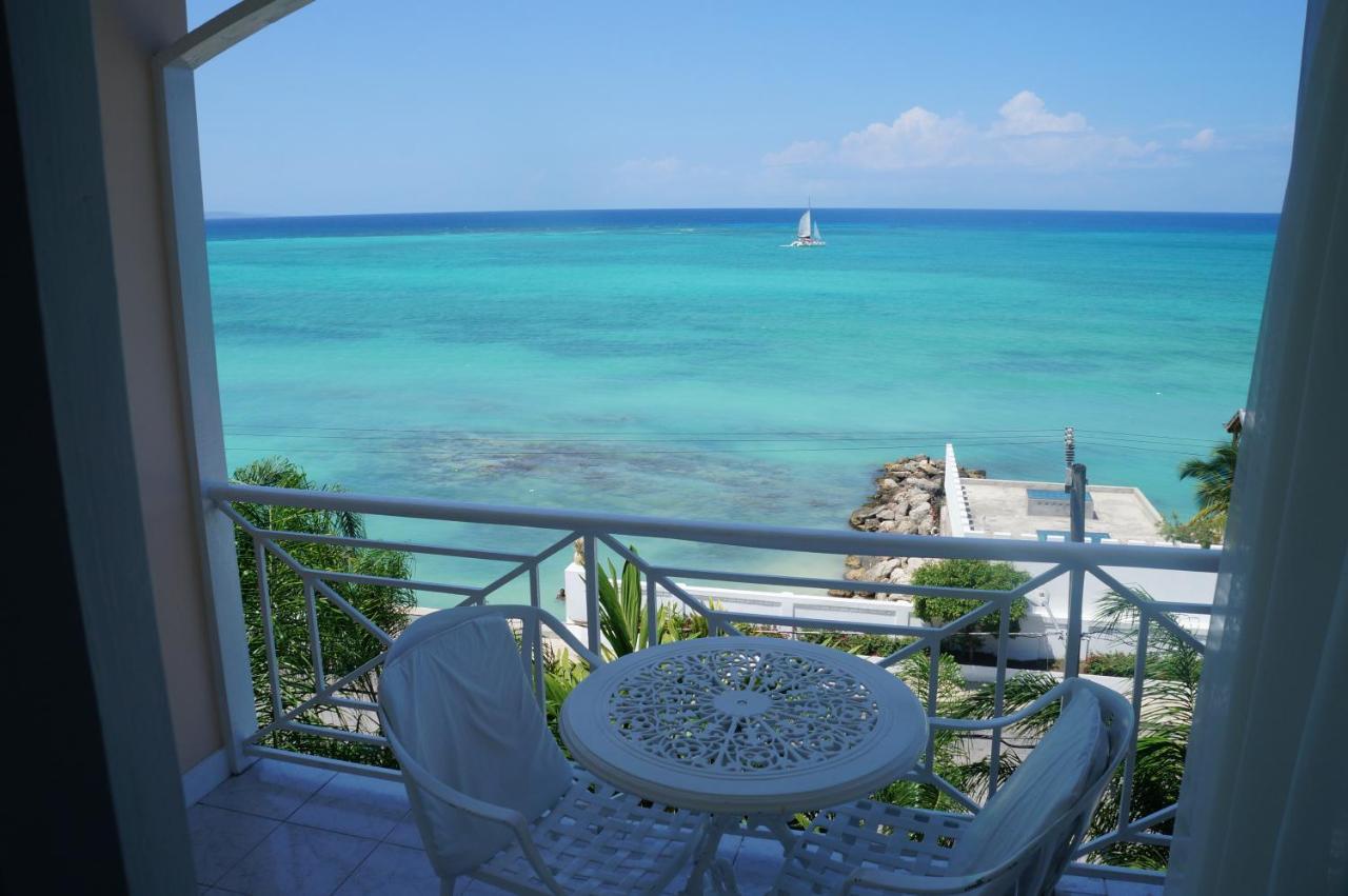 Seagarden Beach Resort Montego Bay Room photo